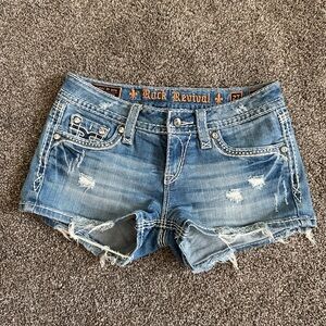 Rock Revival Size 27 shorts- 2 inch inseam